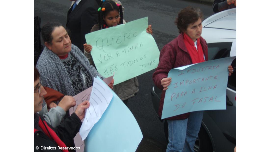 Governo promete apoios sociais a trabalhadoras da Cofaco