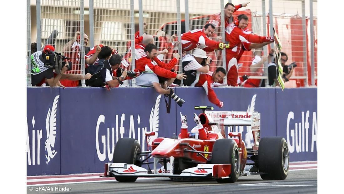 Fernando Alonso vence prova inaugural