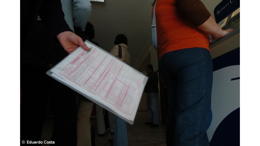 Governo admite alargar pagamento de vales sociais de educação até aos 18 anos