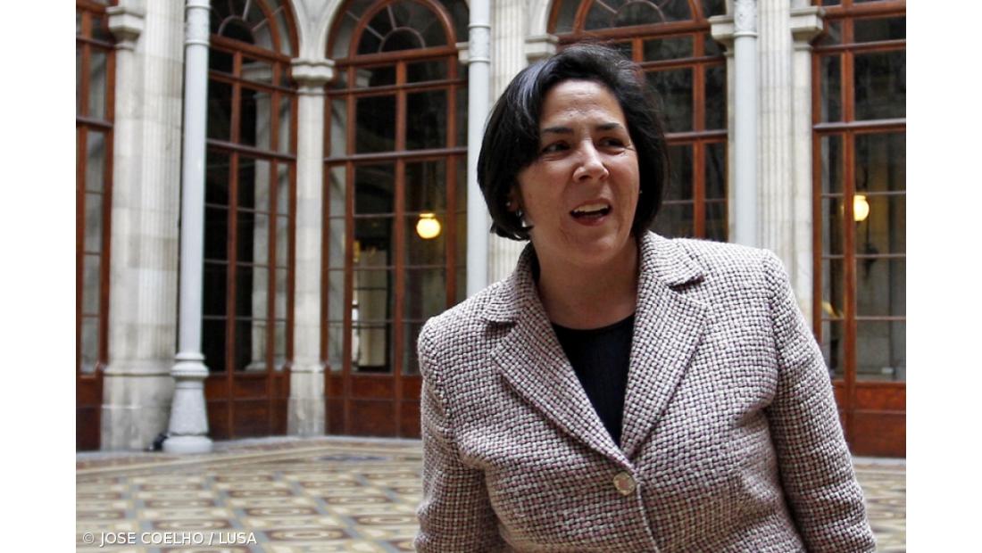 Complemento solidário para idosos vai manter-se em 2011