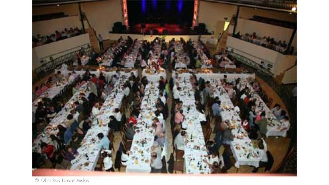 Jantar de São Martinho no Coliseu Micaelense