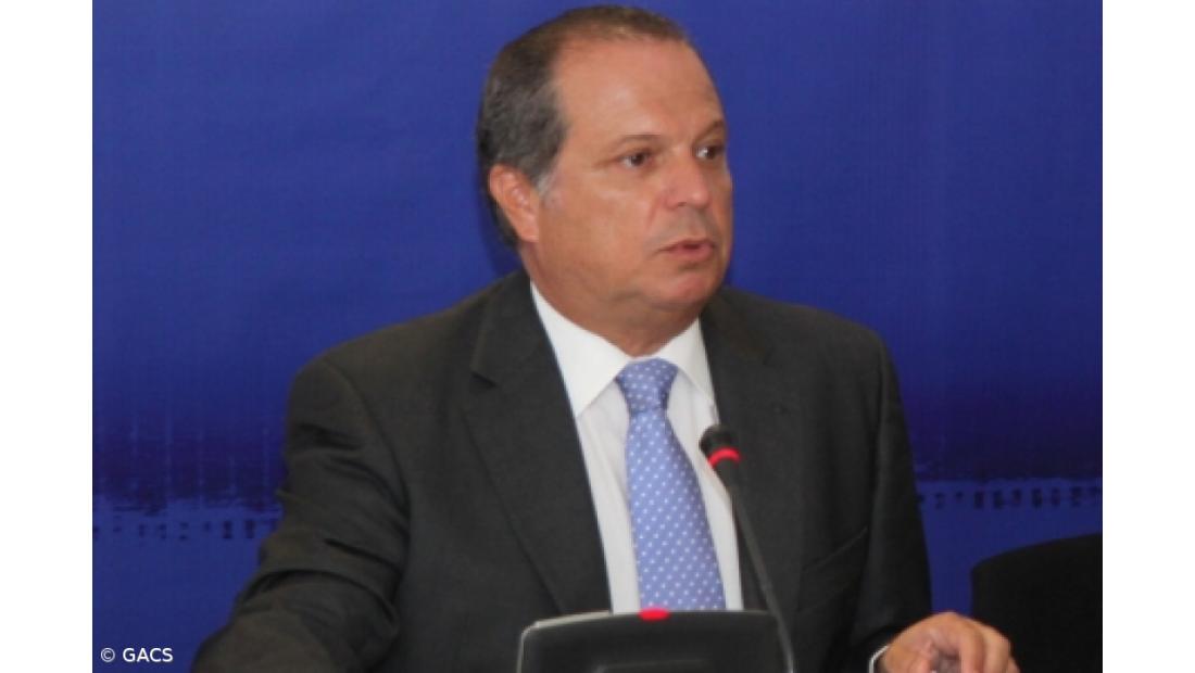 Corte dos subsídios gera receita para apoiar famílias e empresas nos Açores