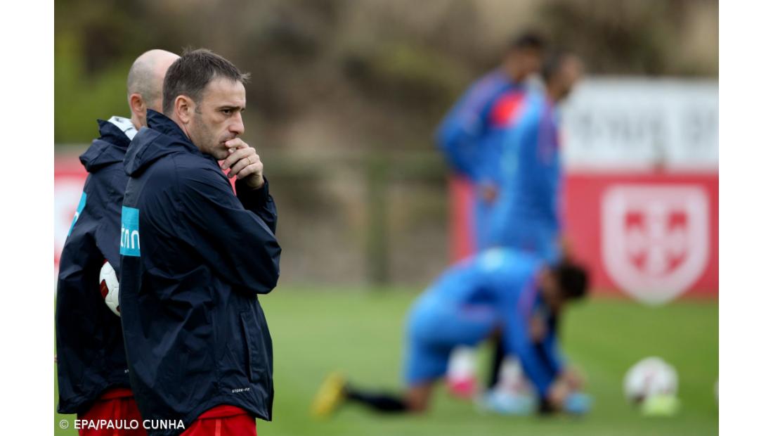 Paulo Bento lamenta só poder fazer seis substituições