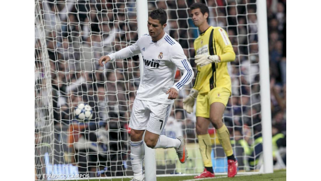 Cristiano Ronaldo recebe prémio Globe Soccer no Dubai