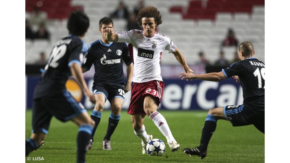 Benfica em "greve geral" despede-se com exibição deplorável