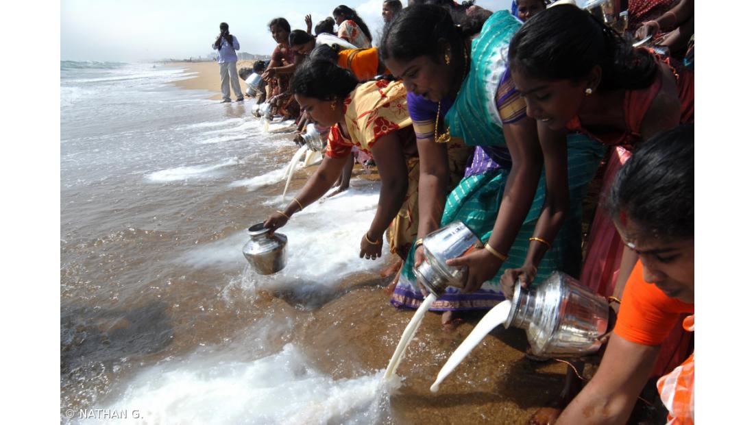 Orações e homenagens solenes recordam vítimas na Ásia 