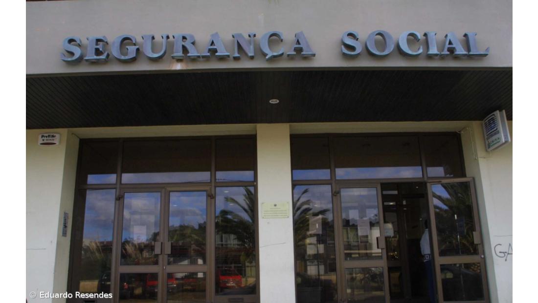 Supremo confirma suspensão de tesoureira que desviou dinheiro