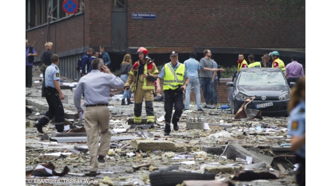 Polícia procura cúmplice de suspeito dos ataques na Noruega