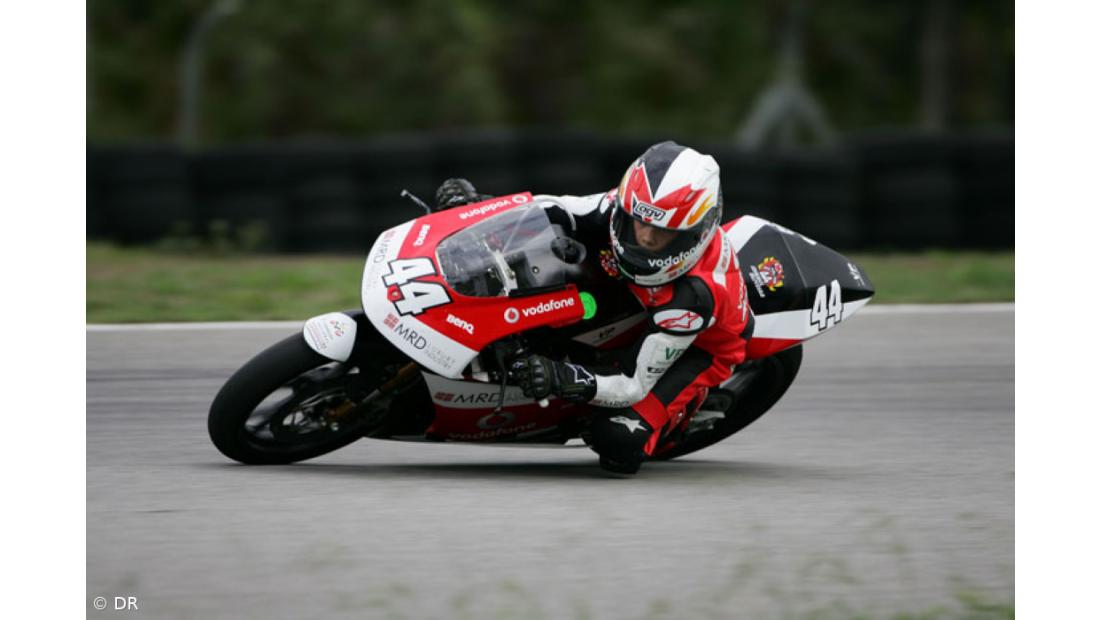 Lesão no ombro impediu Miguel Oliveira de pontuar na Tailândia no dia em que Márquez conquistou o sexto título