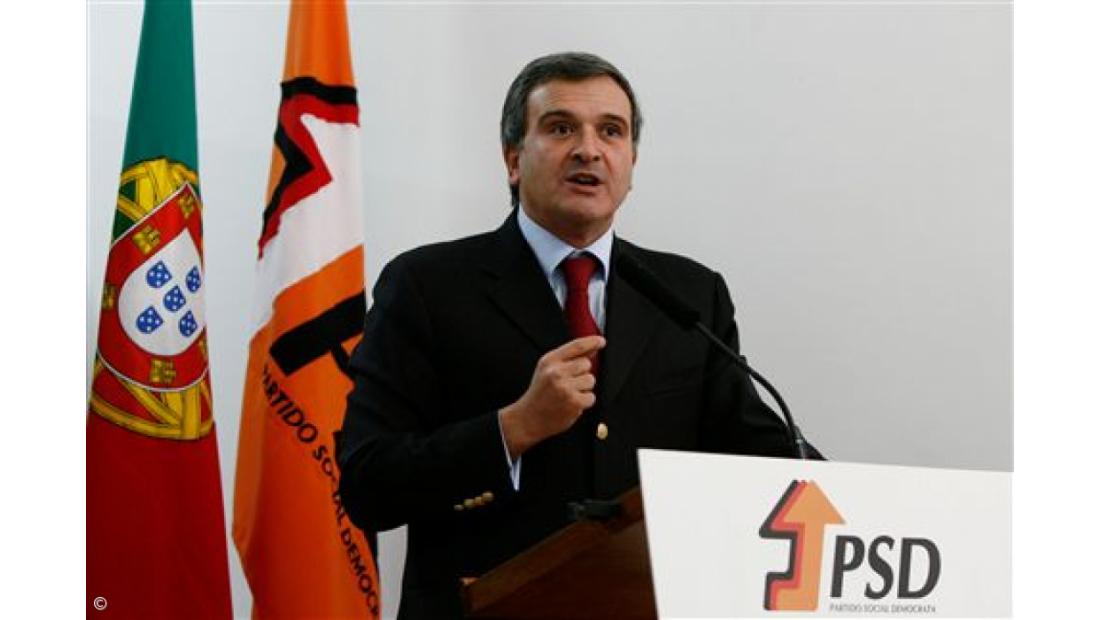 Miguel Relvas recebe sindicatos afectos à RTP sobre reestruturação da empresa