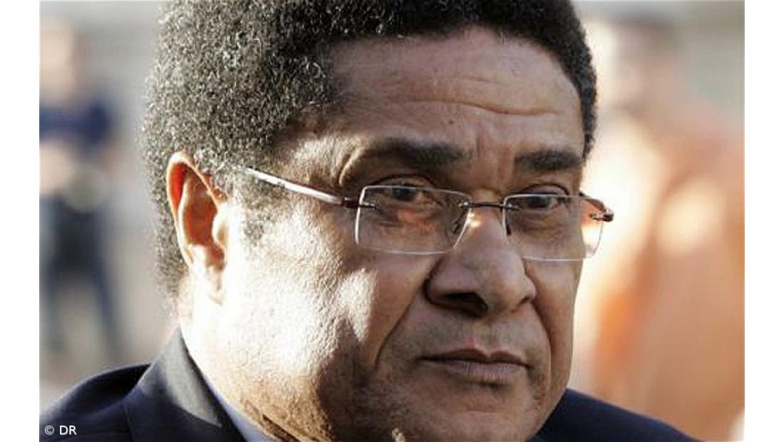 Cavaco Silva, Assunção Esteves e António Simões discursam na transladação de Eusébio