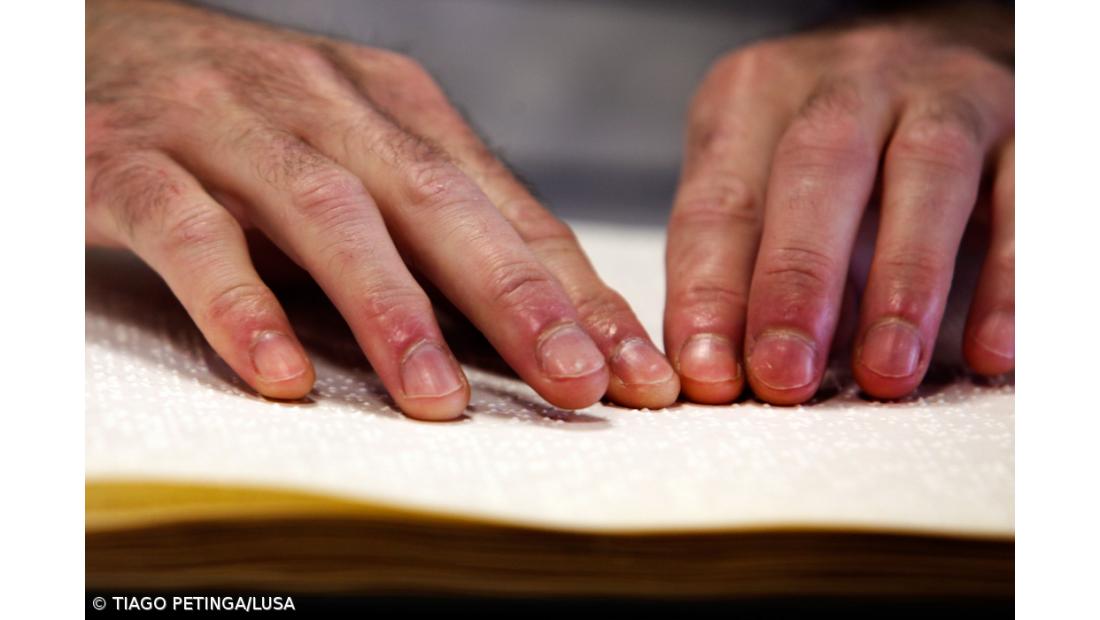 Contratação de deficientes na função pública vai ser revista, diz Governo