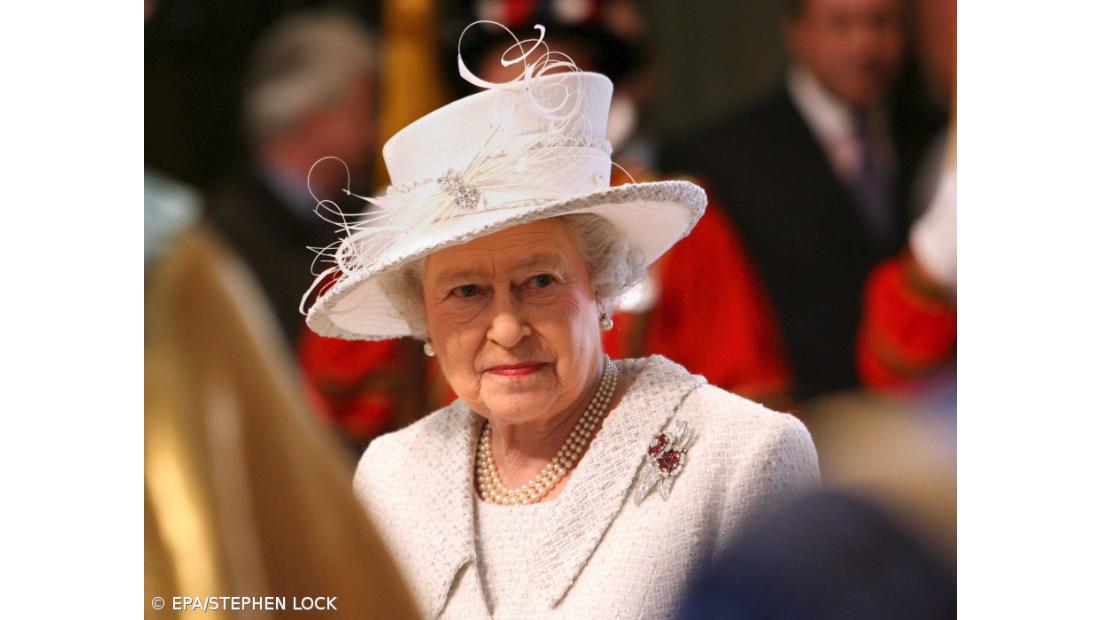  Rainha Isabel II celebra 60 anos de casamento