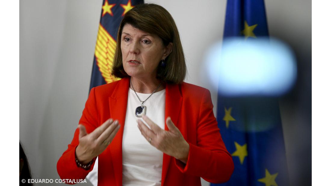 Berta Cabral diz não haver constrangimentos nas Lajes para receber voos civis