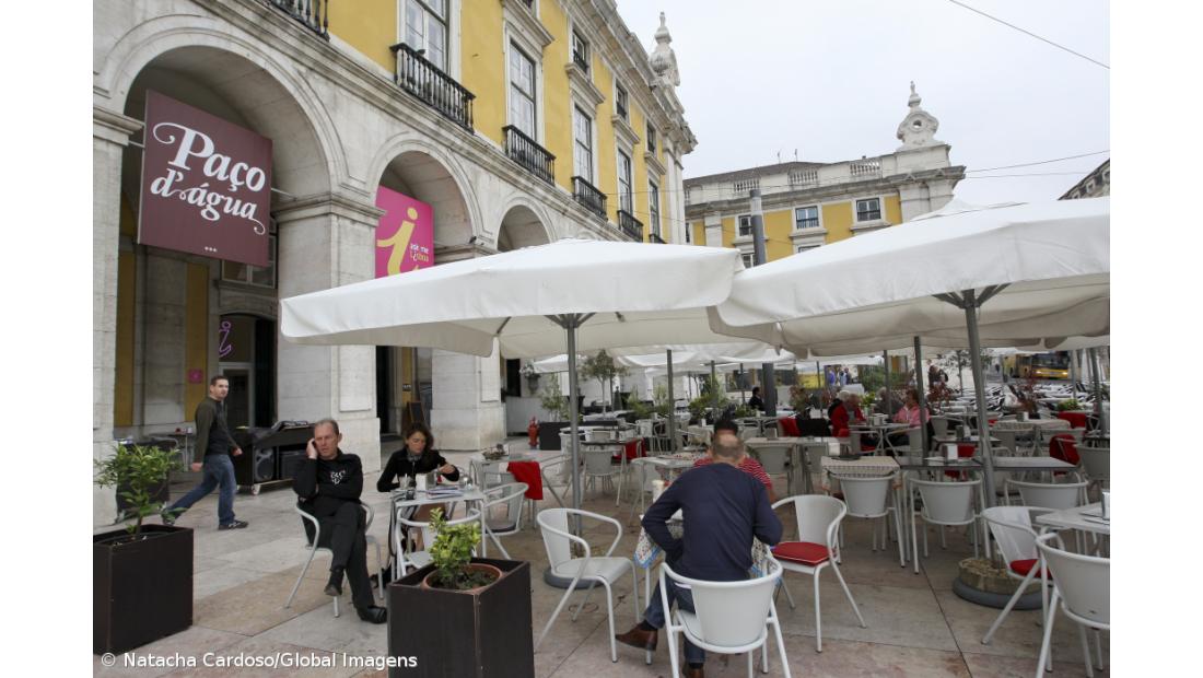 Dormidas em alojamentos turísticos sobem 7,2% em novembro impulsionadas por residentes