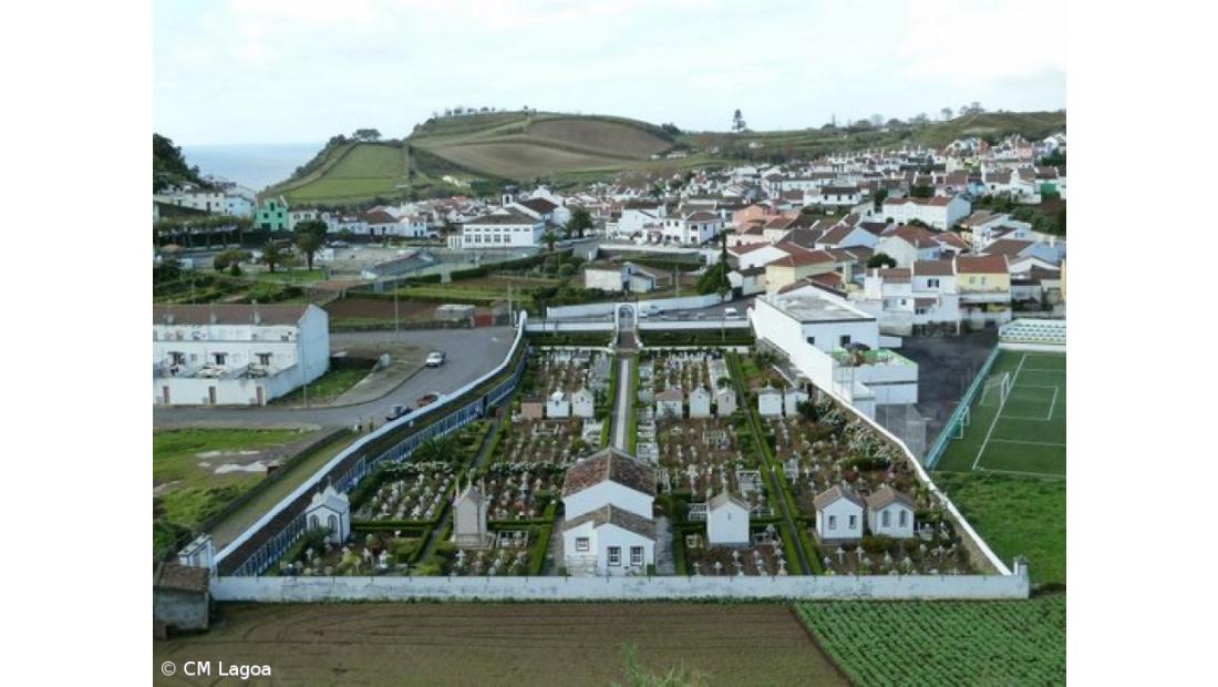 Câmara da Lagoa cede cemitério durante 30 anos