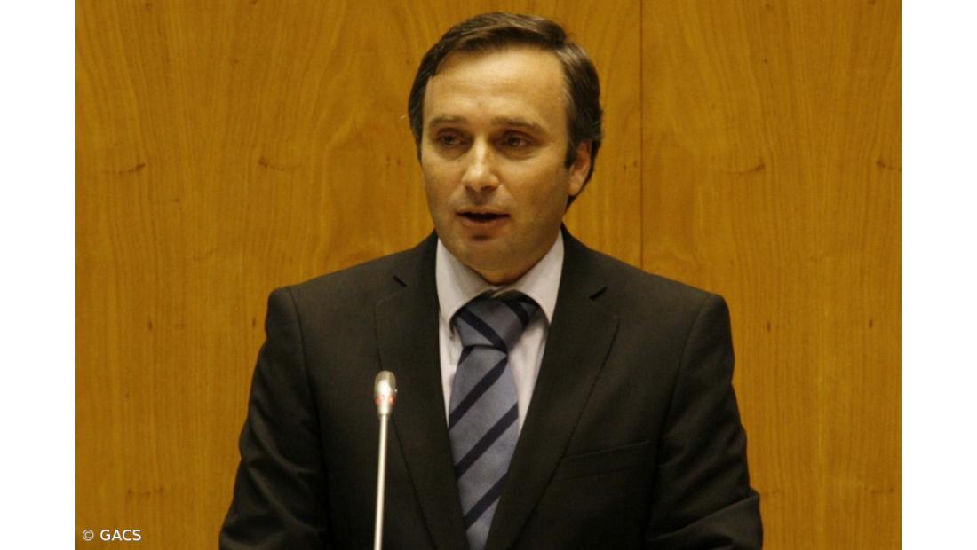 Governo considera necessário esclarecer dúvidas de ilegalidade sobre pré-acordo com sindicatos