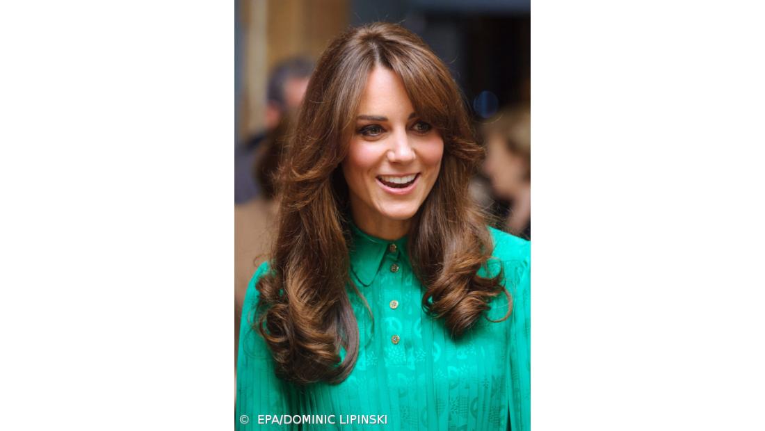 Hospital onde Kate Middleton está internada deu informações a falsa Isabel II