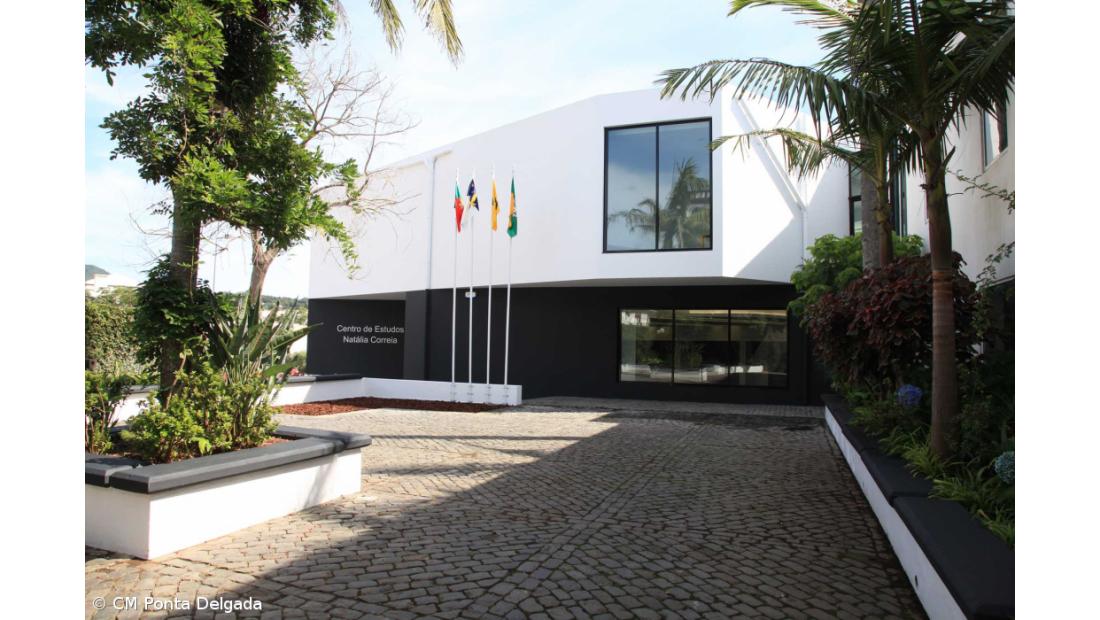 Exposição "Teatro Popular Fajã de Baixo" no Centro de Estudos Natália Correia