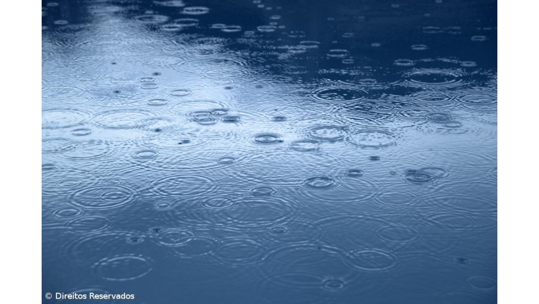 Sete distritos do continente e Madeira sob aviso amarelo devido à chuva