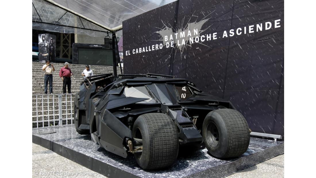 Batmobile vendido por mais de 3 ME em leilão nos Estados Unidos