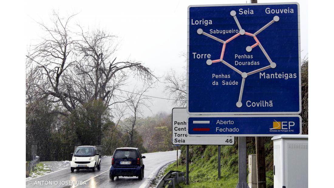 Estância de esqui da Serra da Estrela está pela primeira vez toda coberta de neve