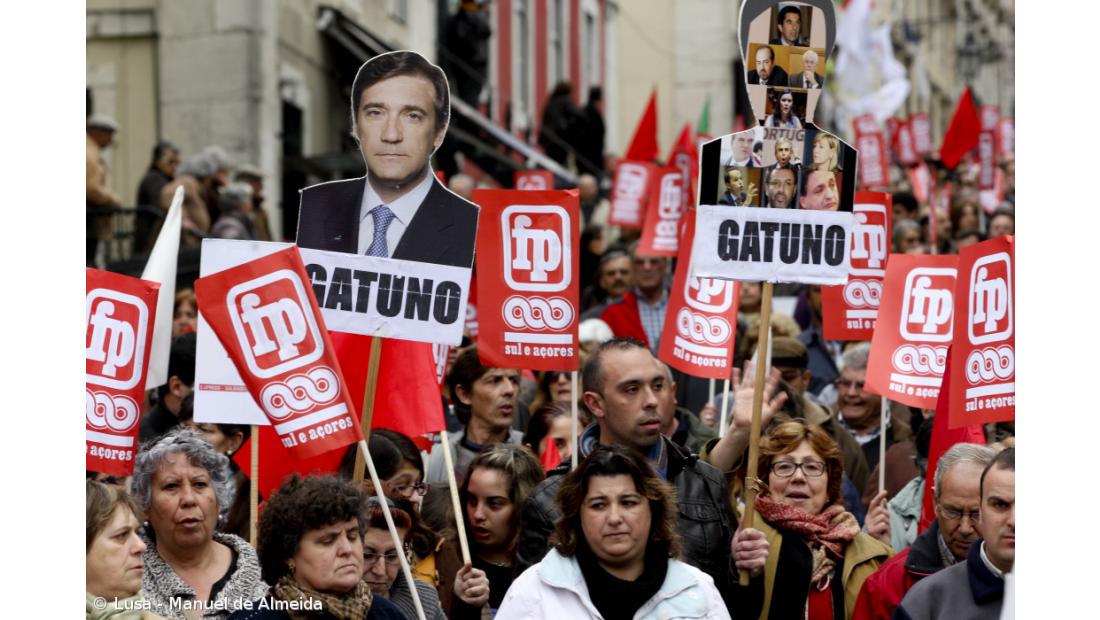CGTP manifesta-se em frente à AR no dia da discussão do orçamento retificativo