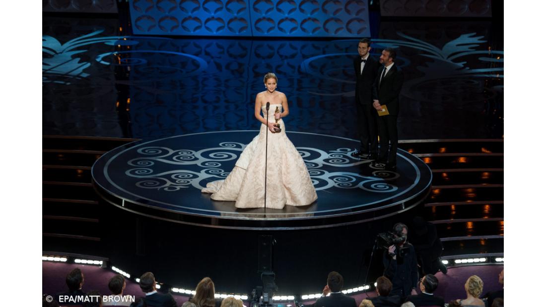 Jennifer Lawrence vence Óscar de melhor atriz principal