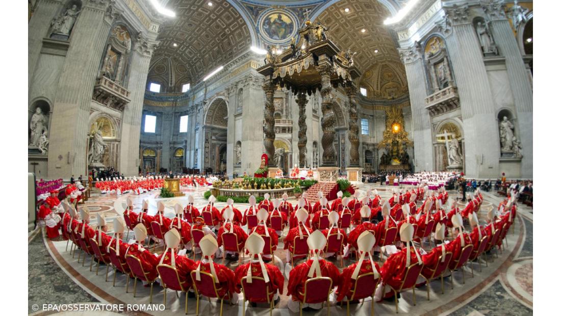 Conclave que vai eleger o sucessor de Bento XVI já começou