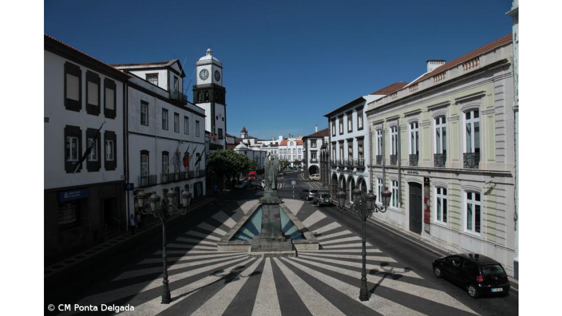 Roteiros explicam Matemática nas calçadas dos Açores