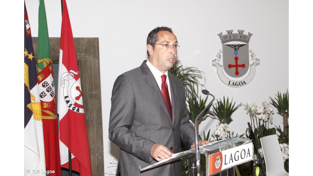 Socialista João Ponte pede terceiro mandato na Lagoa