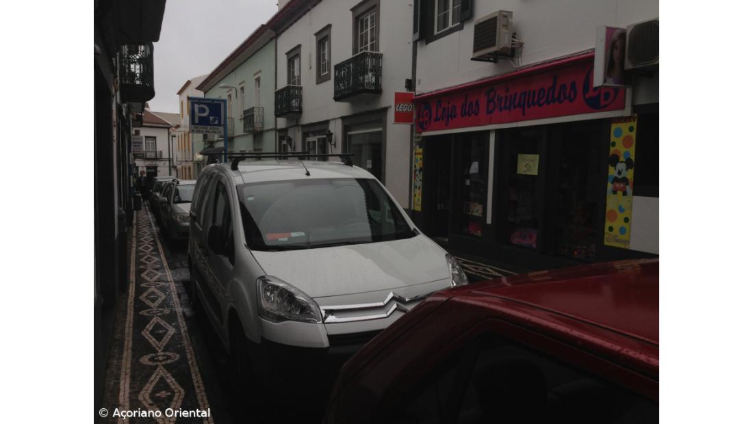 Noite repleta de eventos pode afetar estacionamento em Ponta Delgada