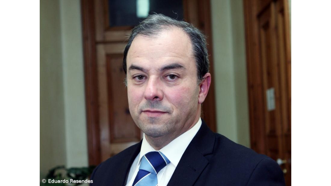 Humberto Melo substitui Berta Cabral na vice-presidência do Parlamento dos Açores