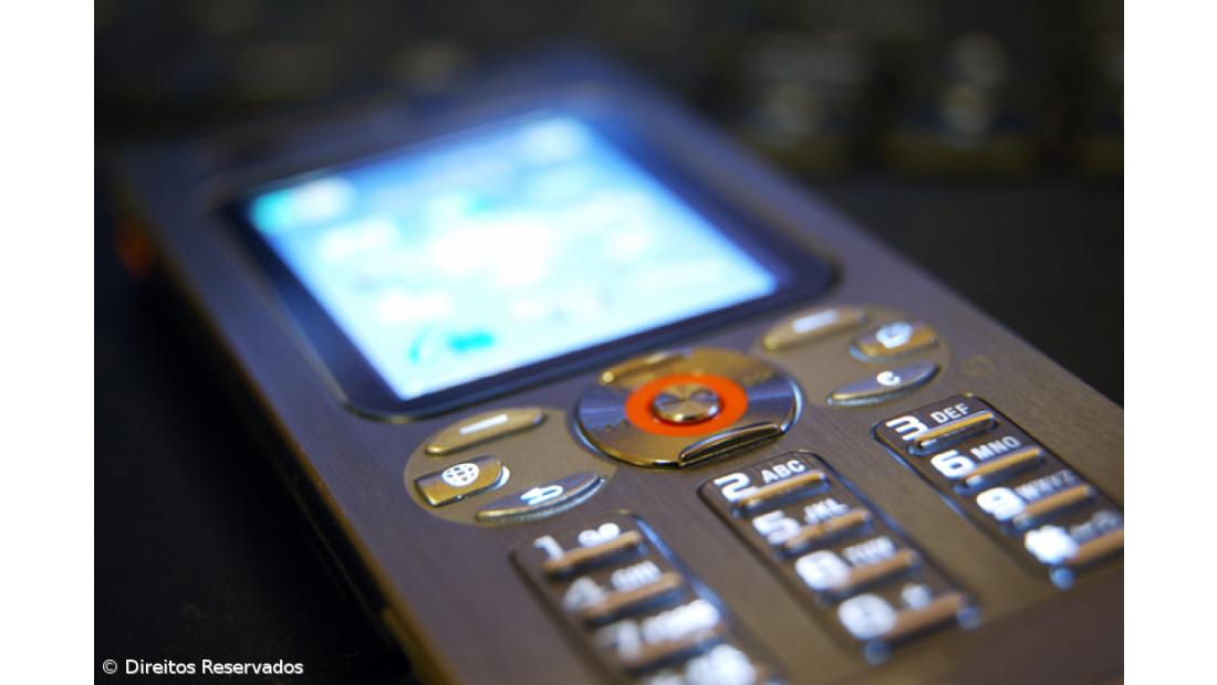 Preços de "roaming" voltam a descer na sexta-feira 