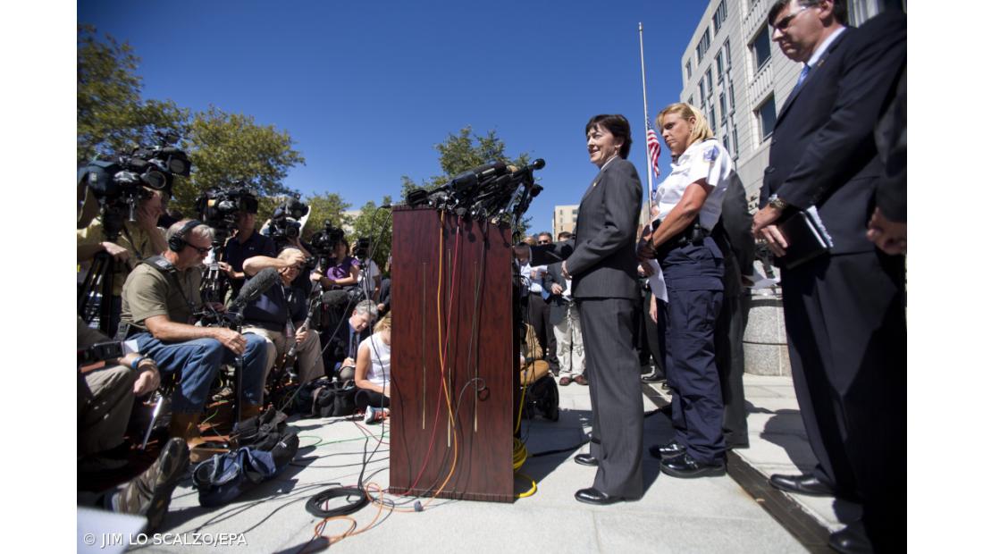 FBI tenta determinar os motivos do assassino de doze pessoas em Washington