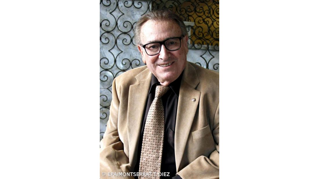 Cantor de "Y Viva España" morre aos 82 anos