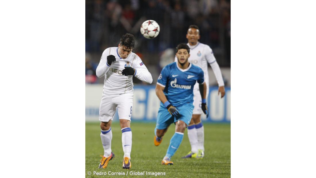 FC Porto empata em São Petersburgo e mantém-se na corrida