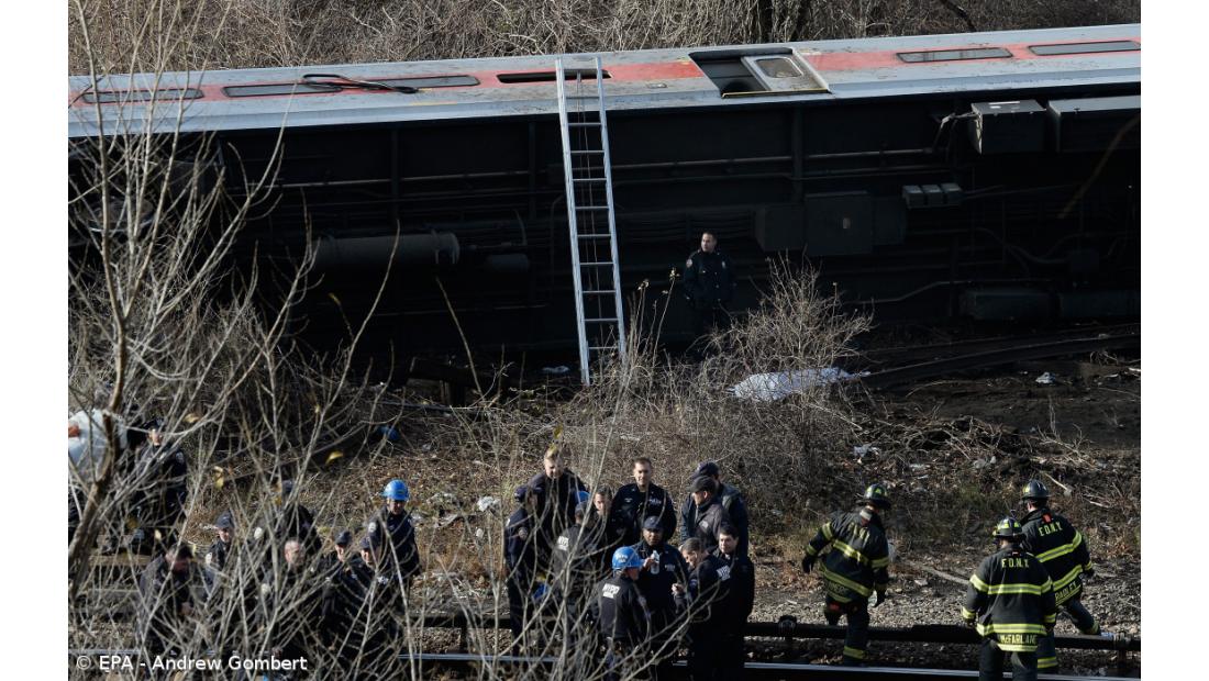 Pelo menos dois mortos no descarrilamento de comboio em Nova Iorque