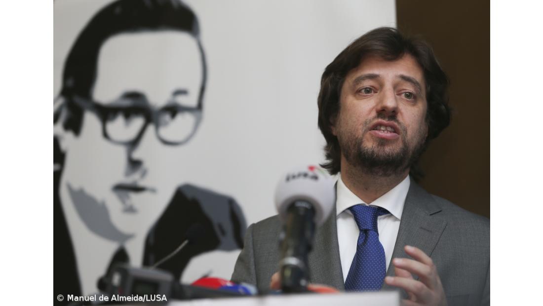 Comunicação social tem papel fundamental na melhoria da "conversa democrática"