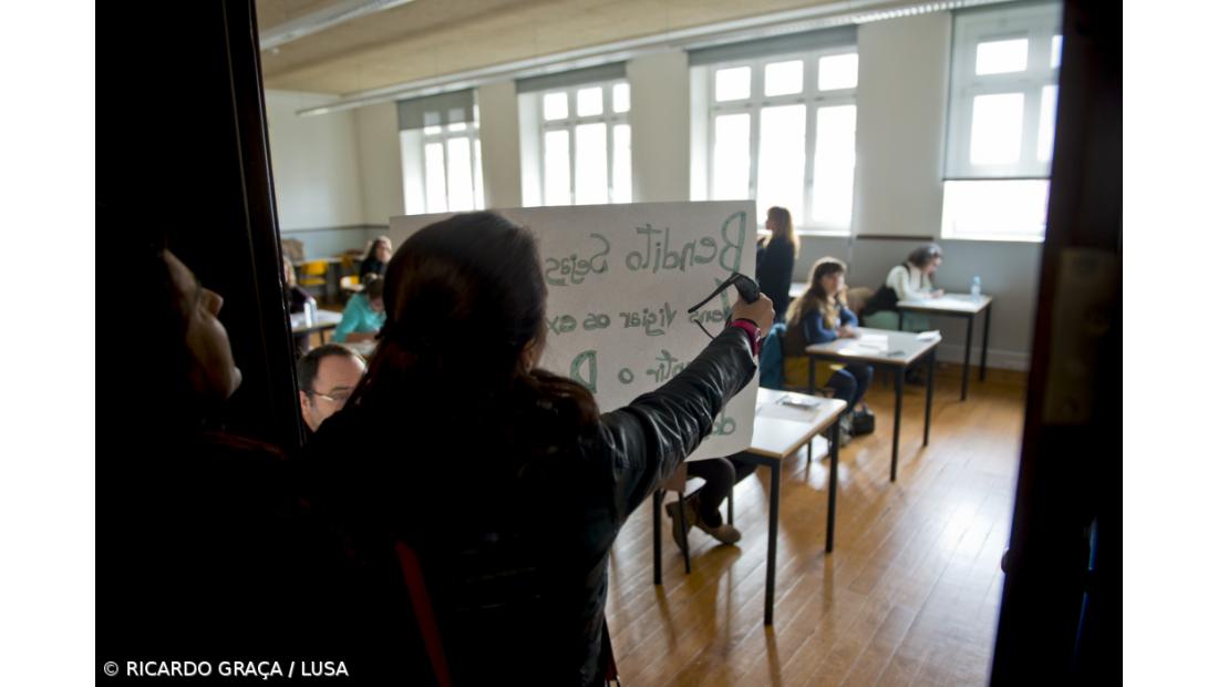 Quase metade dos professores inscritos não fizeram a prova