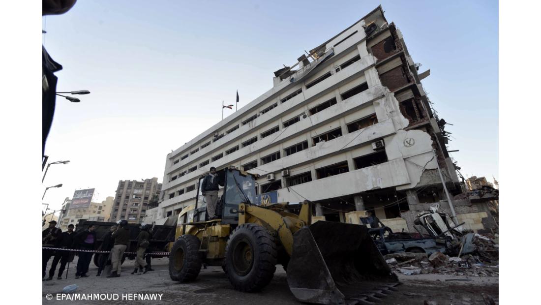 Irmandade Muçulmana condena atentado contra posto de polícia no Egito
