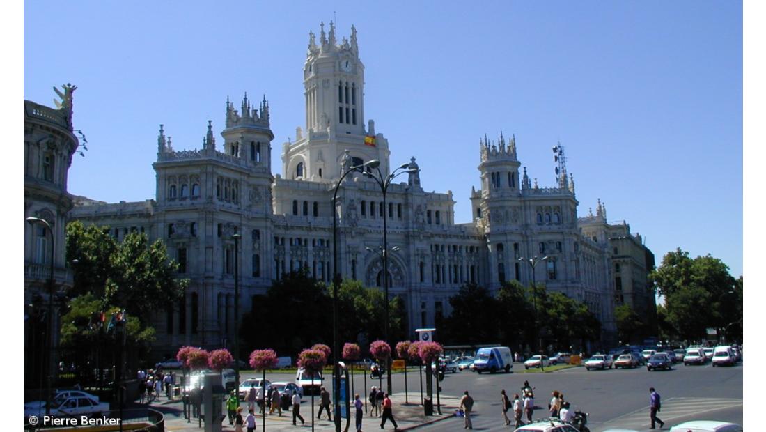 ETA Batasuna transforma-se noutro partido para participar nas eleições