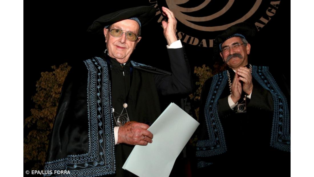 Manoel de Oliveira "está a recuperar bem"; disse o neto Ricardo Trêpa