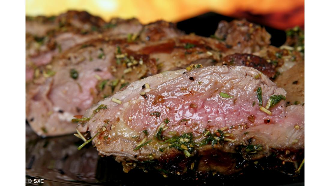 Carne mal passada pode causar risco de demência e Alzheimer