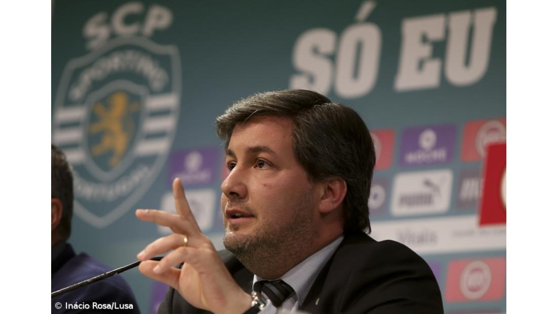 Bruno de Carvalho considera que o Benfica não merece estar em primeiro lugar