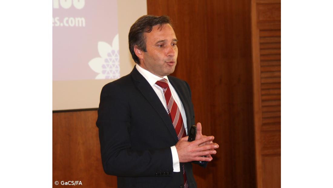 Operador turístico inicia no verão de 2016 voos entre a Holanda e a ilha do Pico