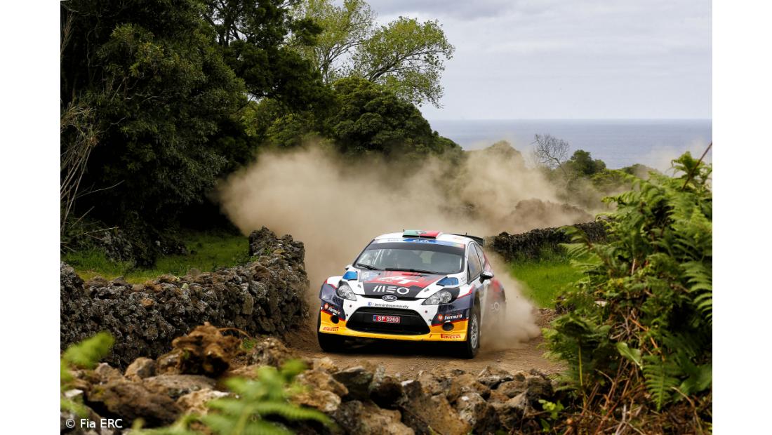 Bernardo Sousa vence o SATA Rallye