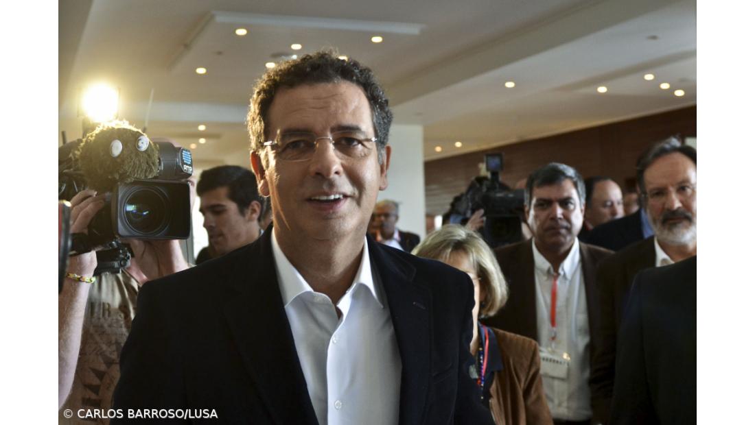 António José Seguro adverte para que não se confundam ideologias com partidos