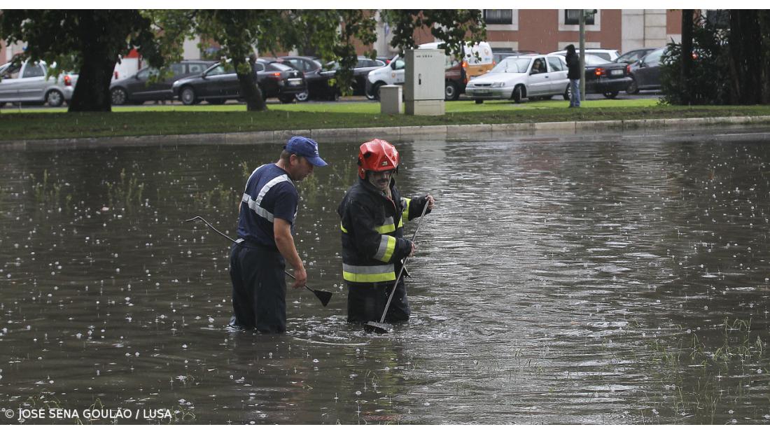 Bombeiros registaram em Lisboa 121 ocorrências devido a inundações