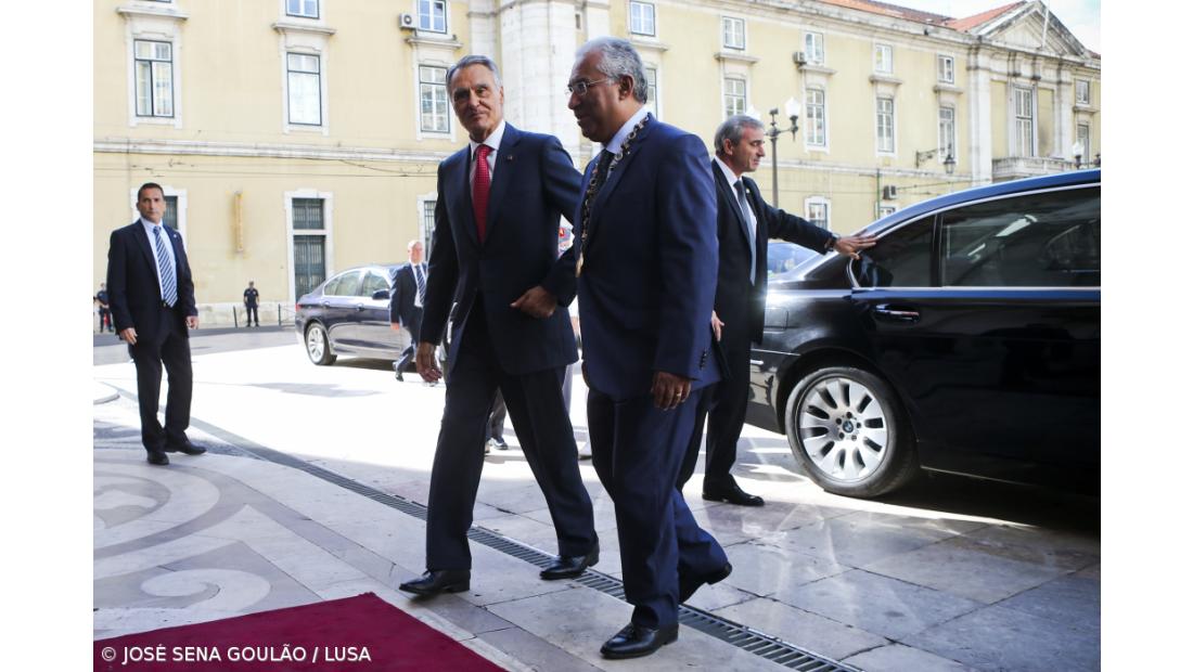 Cavaco critica promessas irrealistas e defende contenção dos défices